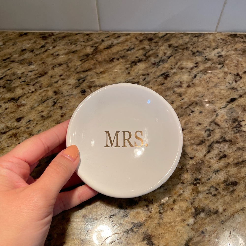 FREE WITH PURCHASE Mrs. Wedding Ring Dish